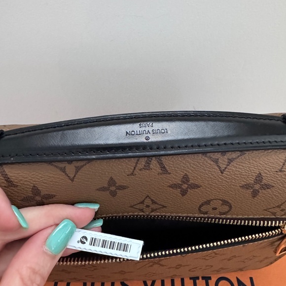 Louis Vuitton Brown Monogram Women's Bag (Pochette Métis) - Picture 3 of 6